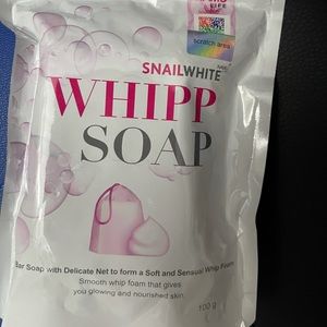 Snail white whipp soap